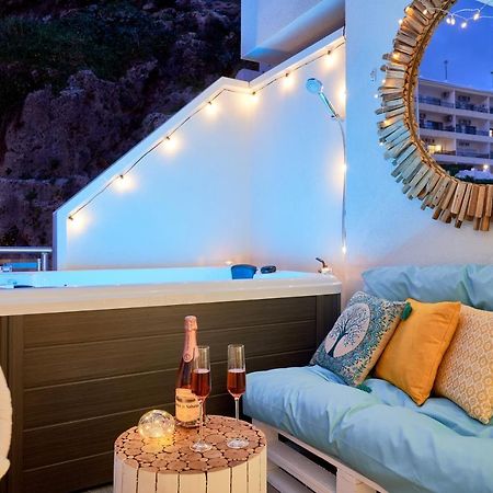 Suite Roca Chica Torremolinos Bagian luar foto