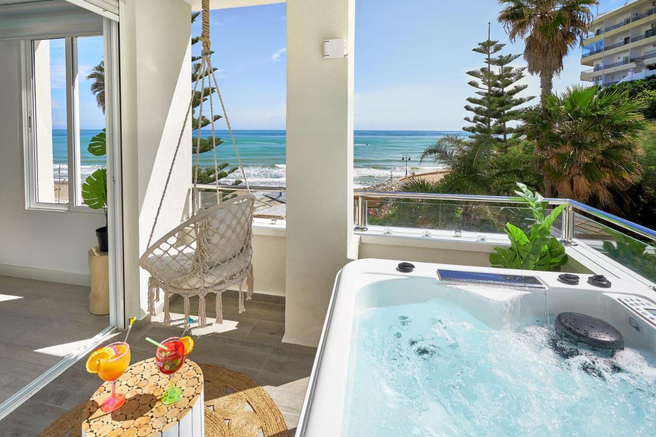 Suite Roca Chica Torremolinos Bagian luar foto