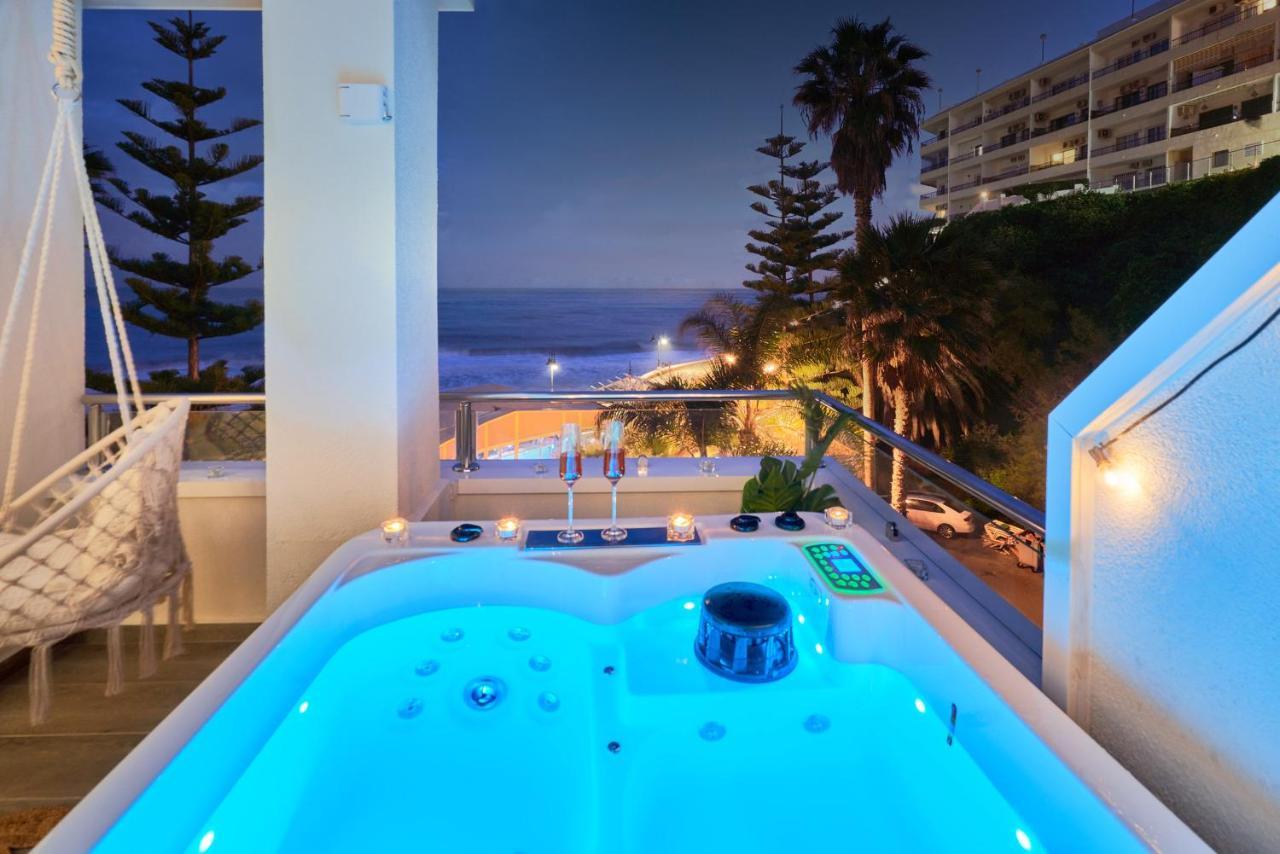 Suite Roca Chica Torremolinos Bagian luar foto