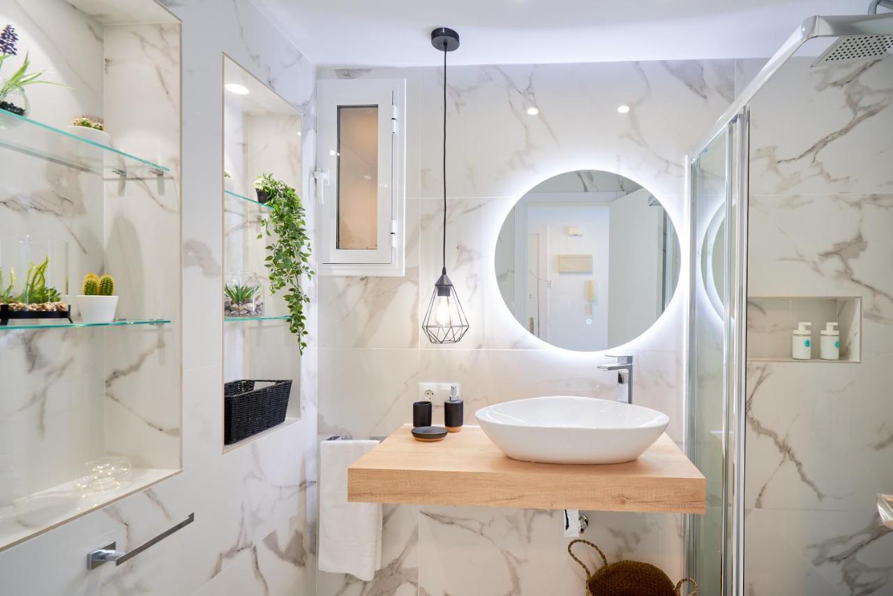 Suite Roca Chica Torremolinos Bagian luar foto